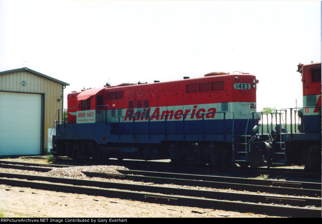 MNN GP9 #1483 - Minnesota Northern